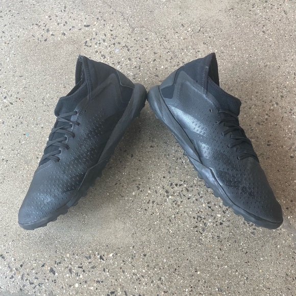 Adidas Unisex Predator Accuracy.3 Turf Shoes GW4639 Men’s 12 - Picture 2 of 13